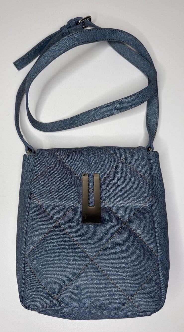 Vince Camuto Doty Crossbody Denim Blue Quilted Leather Magnet Flap Adjustable